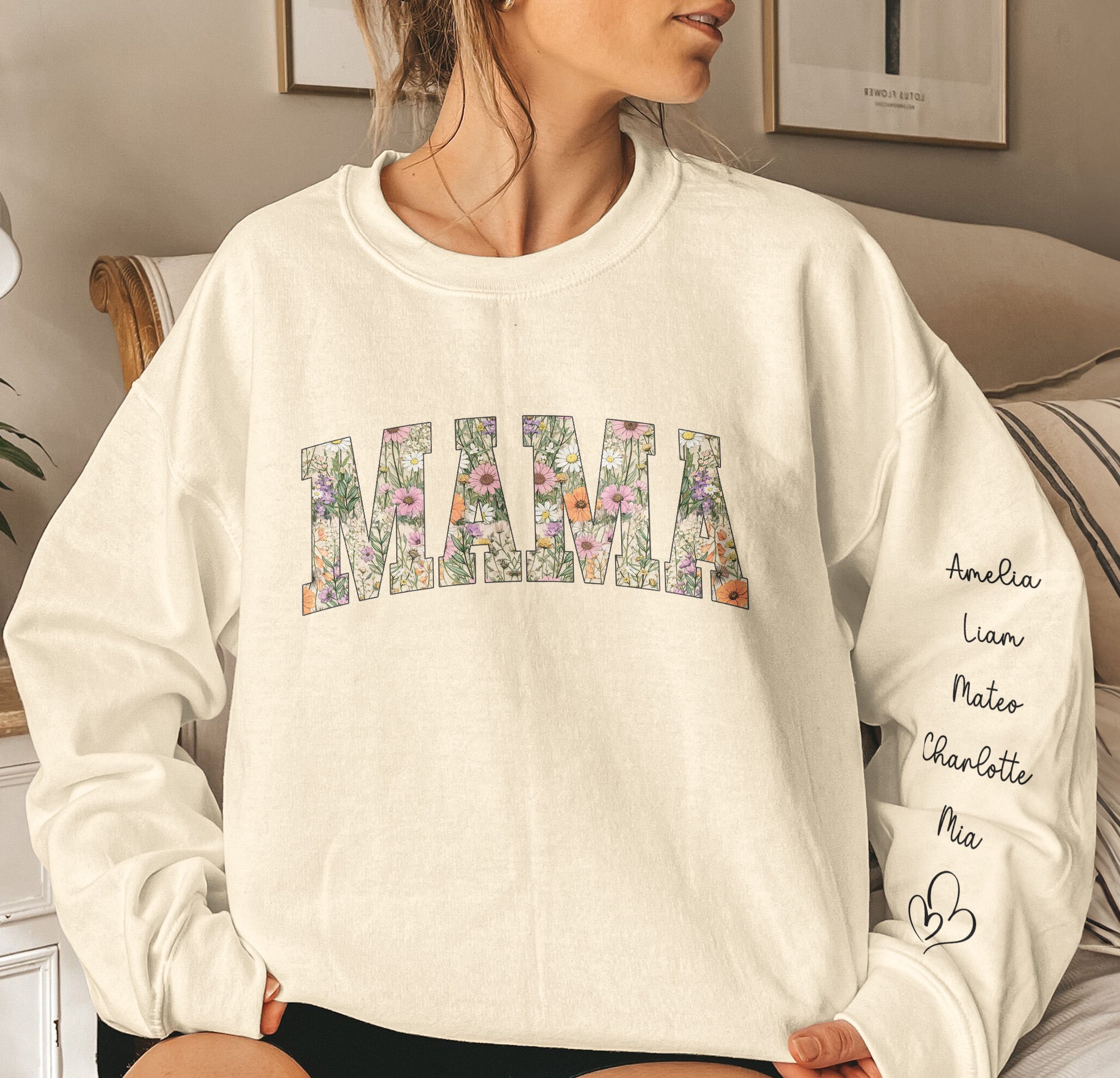 Retro Floral Preppy Mama Gift For Mother'S Day - Personalized Sweatshirt